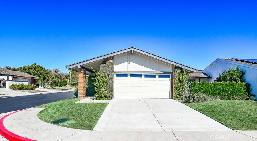 Property photo for 2 Sandbar, Corona Del Mar, CA