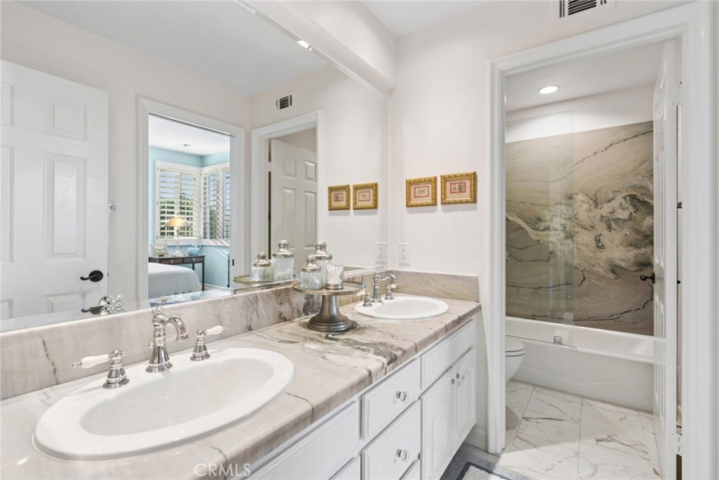 25 Bridgeport, Newport Coast, CA 92657 25 Bridgeport, Newport Coast, CA 92657