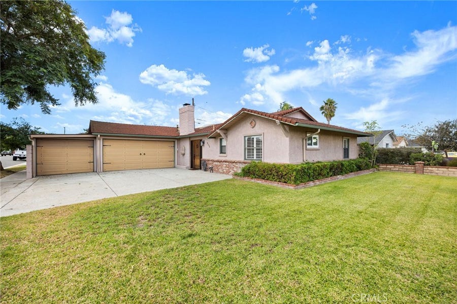 Property photo for 986 Post, Costa Mesa, CA