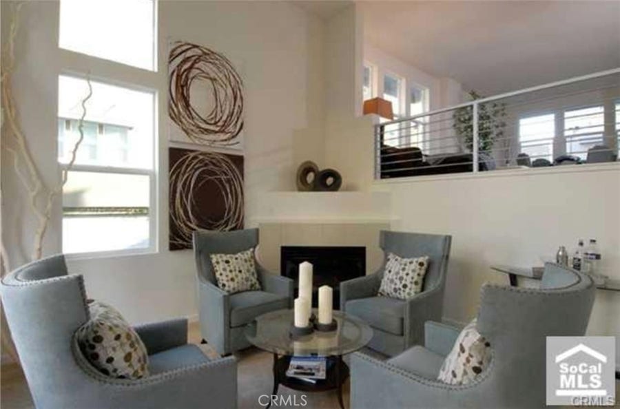 Property photo for 367 E Memory Lane, Santa Ana, CA