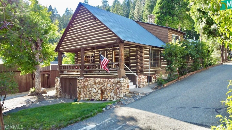 Property photo for 211 Main Street, Sierra City, CA