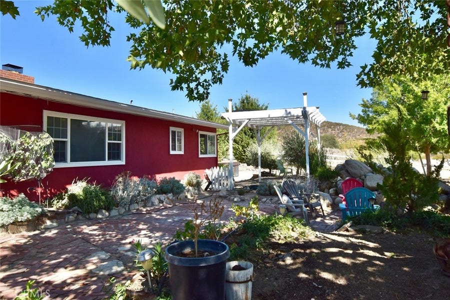Property photo for 76980 San Antonio Road, Bradley, CA