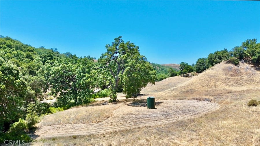 Property photo for 74921 Copperhead Road, Bradley, CA