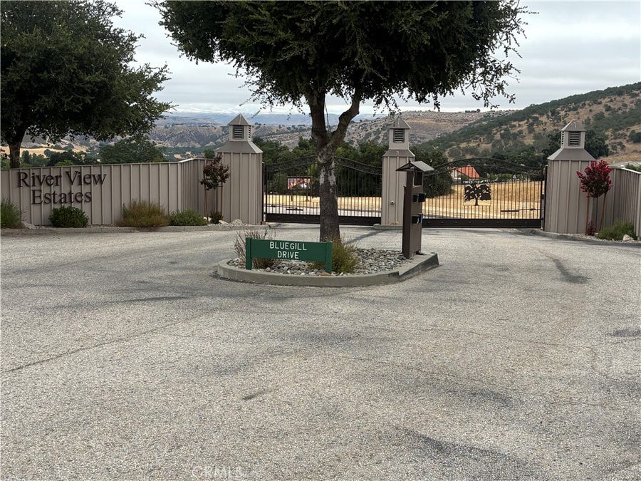 Property photo for 9974 Flyrod Drive, Paso Robles, CA