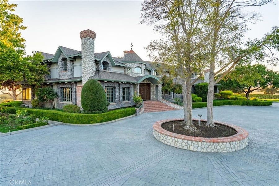Property photo for 8283 Cross Canyons Road, San Miguel, CA