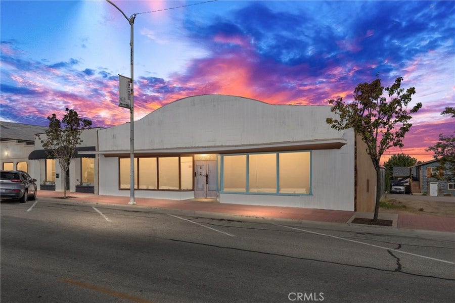 Property photo for 710 Center Street, Taft, CA