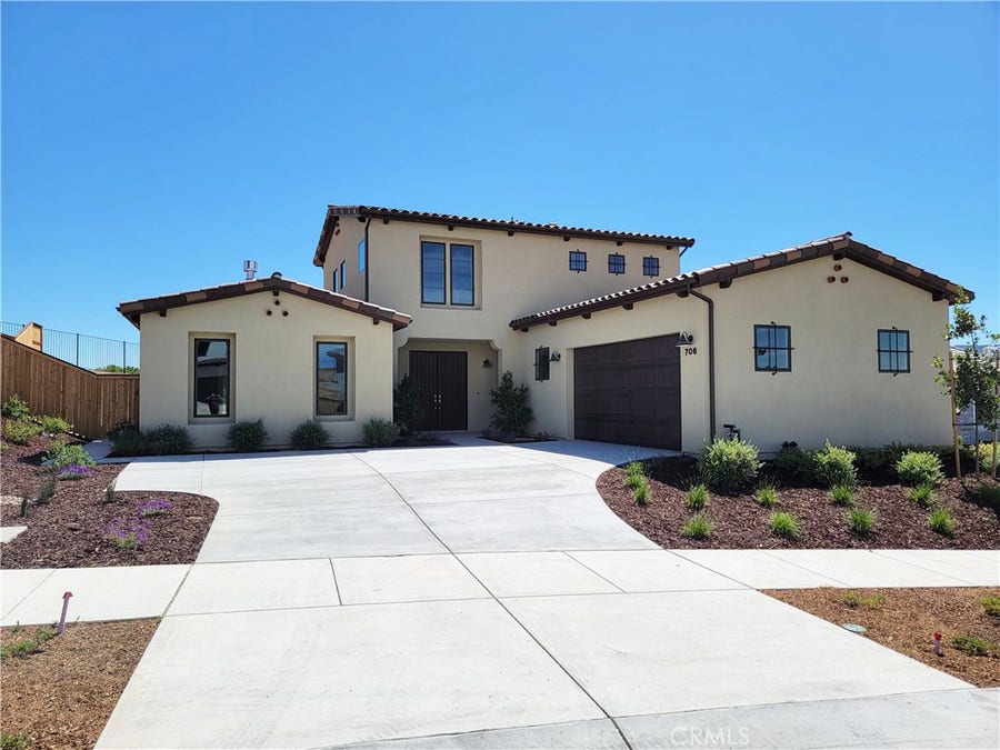 Property photo for 706 Manor Lane, Paso Robles, CA