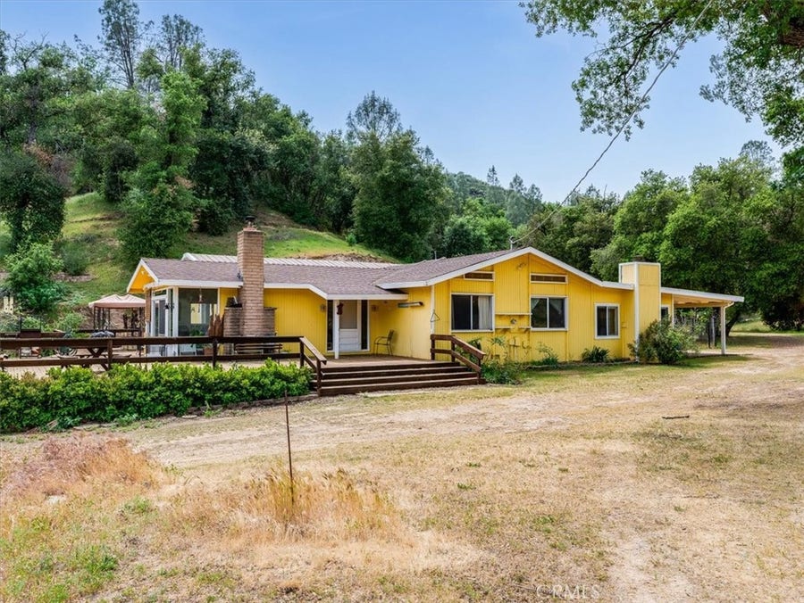 Property photo for 1535 Parkhill Road, Santa Margarita, CA