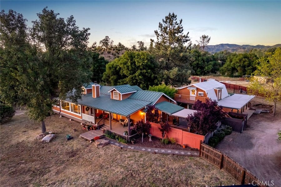 Property photo for 1350 Parkhill, Santa Margarita, CA