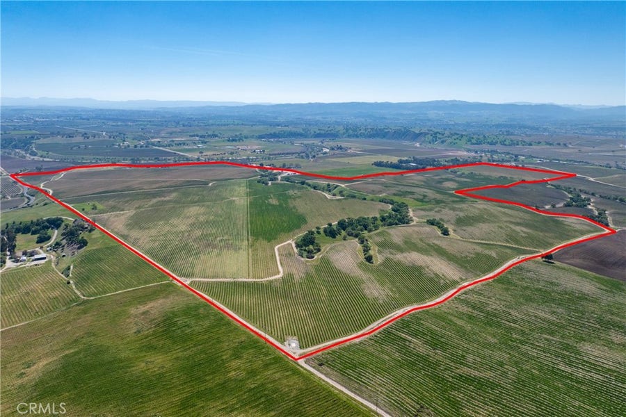 Property photo for 7310 Estrella Road, San Miguel, CA