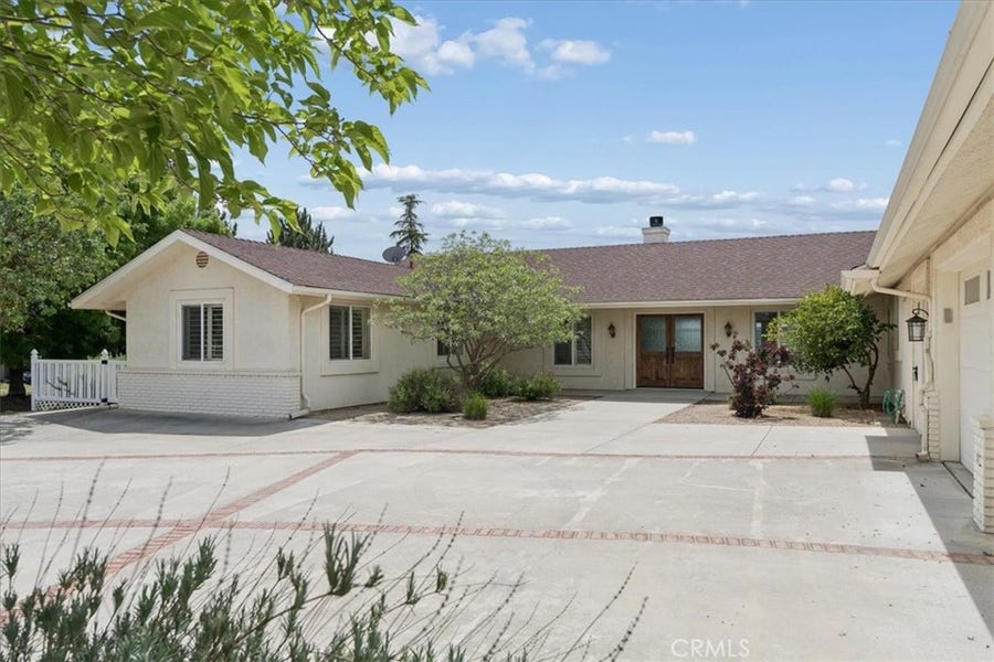 Property photo for 5565 High Ridge, Paso Robles, CA