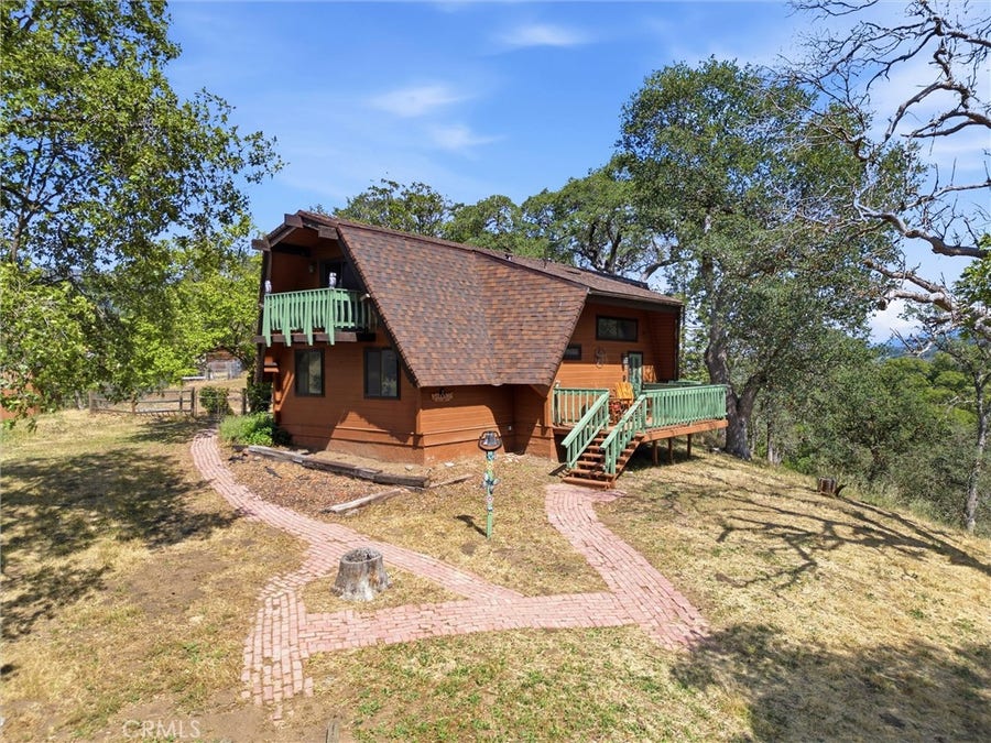 Property photo for 24300 Woodbine Court, Tehachapi, CA