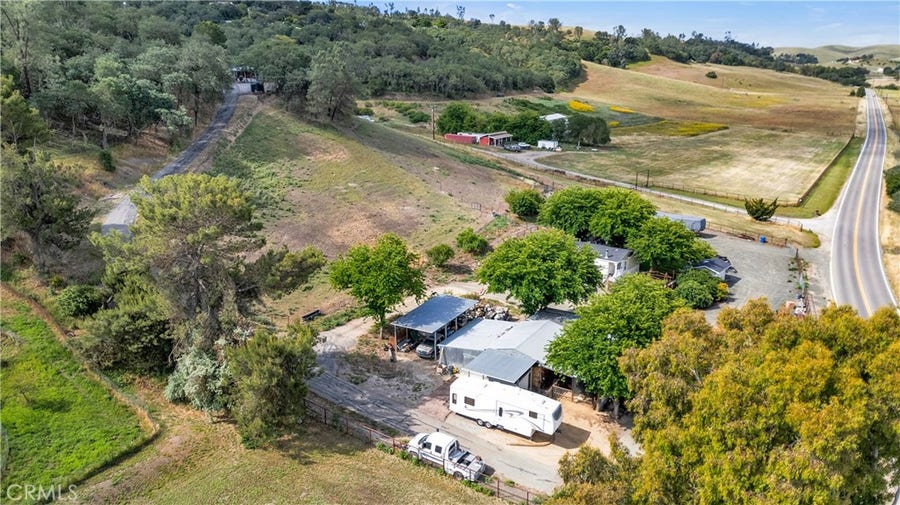 Property photo for 5005 E Highway 41, Templeton, CA