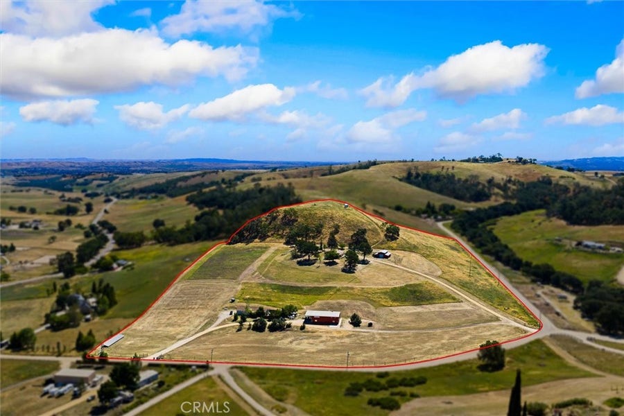 Property photo for 6998 Kingsbury Road, Templeton, CA