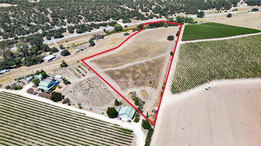 Property photo for 0 Heinsen Road, Bradley, CA