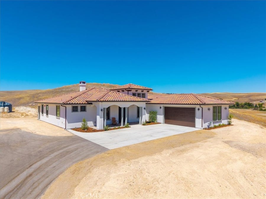 Property photo for 76601 Ranchita Canyon, San Miguel, CA
