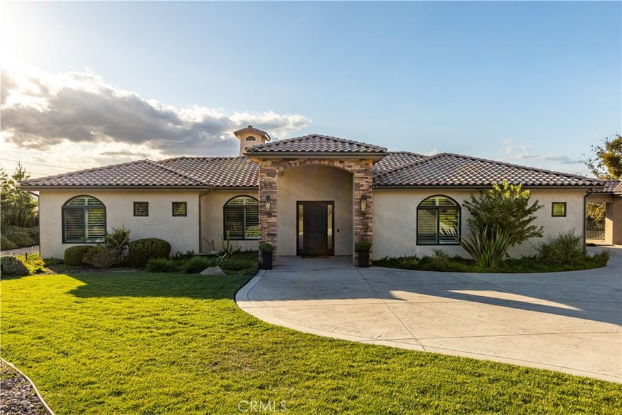 Property photo for 1110 Burnt Rock Way, Templeton, CA