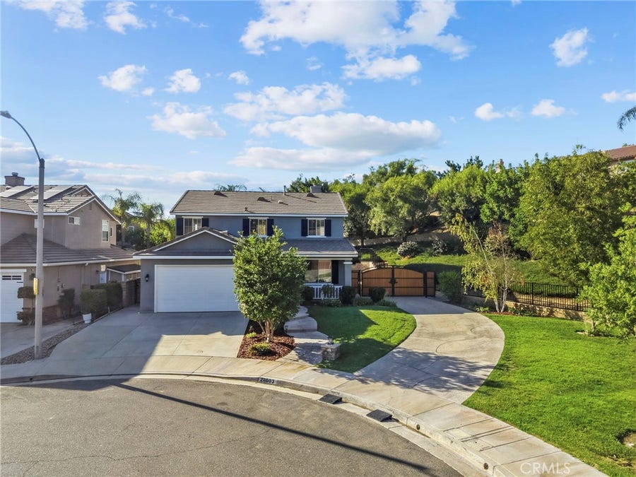 Property photo for 22003 Iron Horse, Saugus, CA