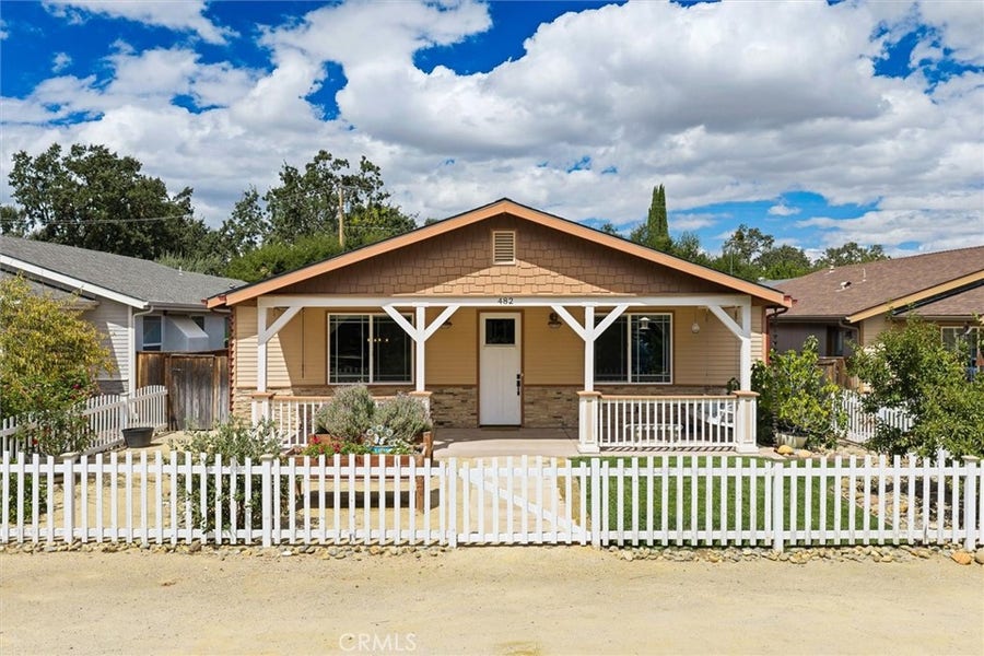 Property photo for 482 Cayucos Avenue, Templeton, CA