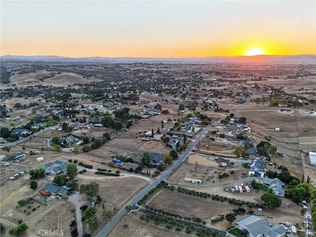 5642 Prancing Deer, Paso Robles, CA 93446