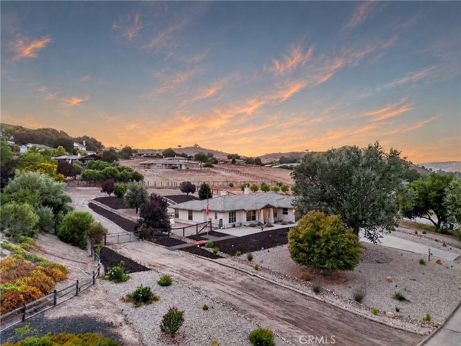 Property photo for 9947 Flyrod, Paso Robles, CA