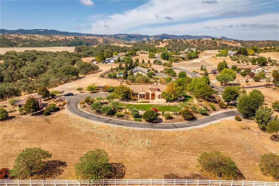 Property photo for 155 Via Del Salinas, Paso Robles, CA