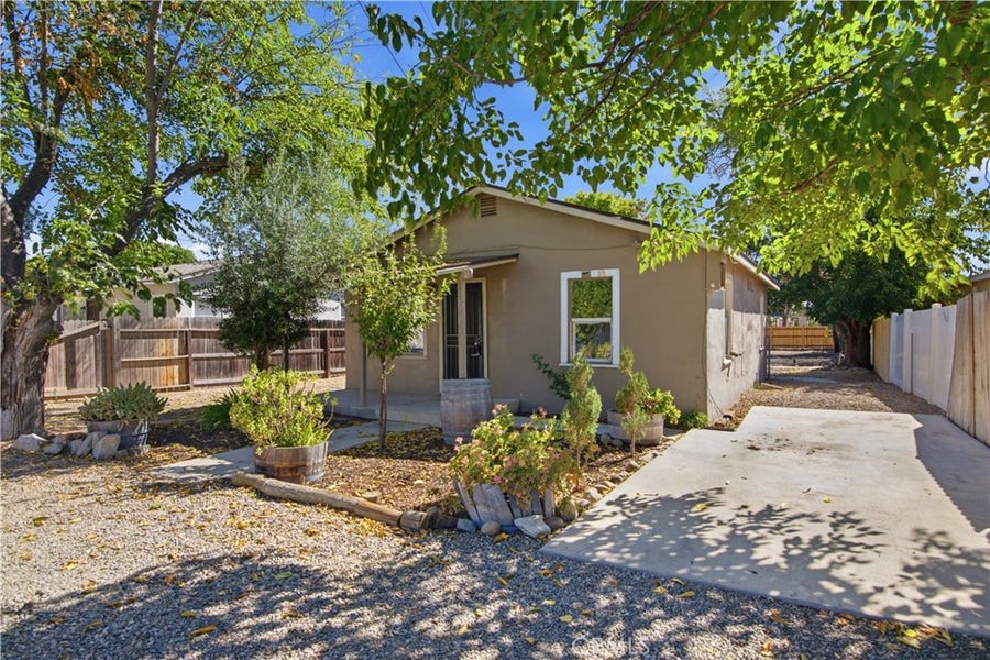Property photo for 1420 K, San Miguel, CA