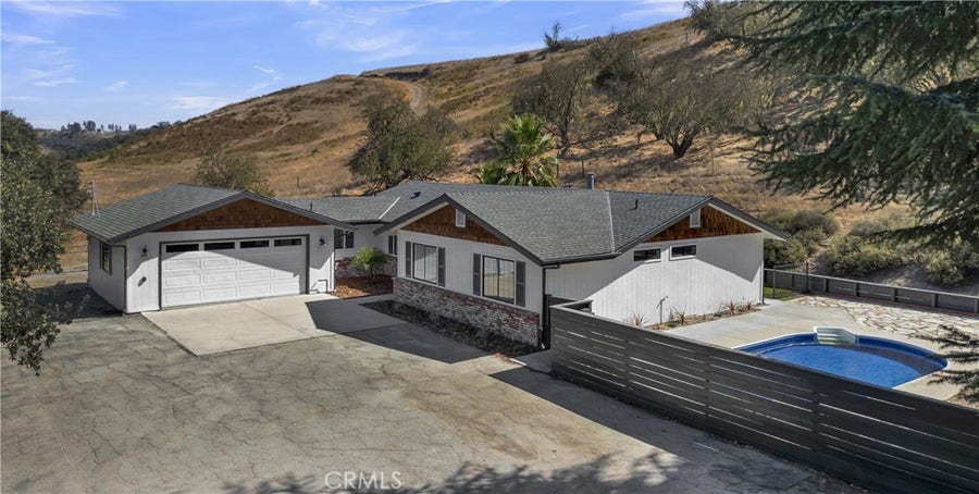 Property photo for 3925 Hillcrest, Templeton, CA