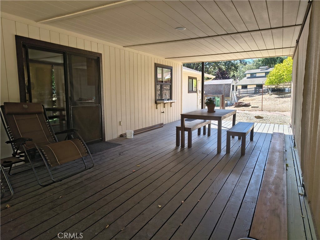 10185 Santa Ana, Atascadero, CA 93422 Covered back porch