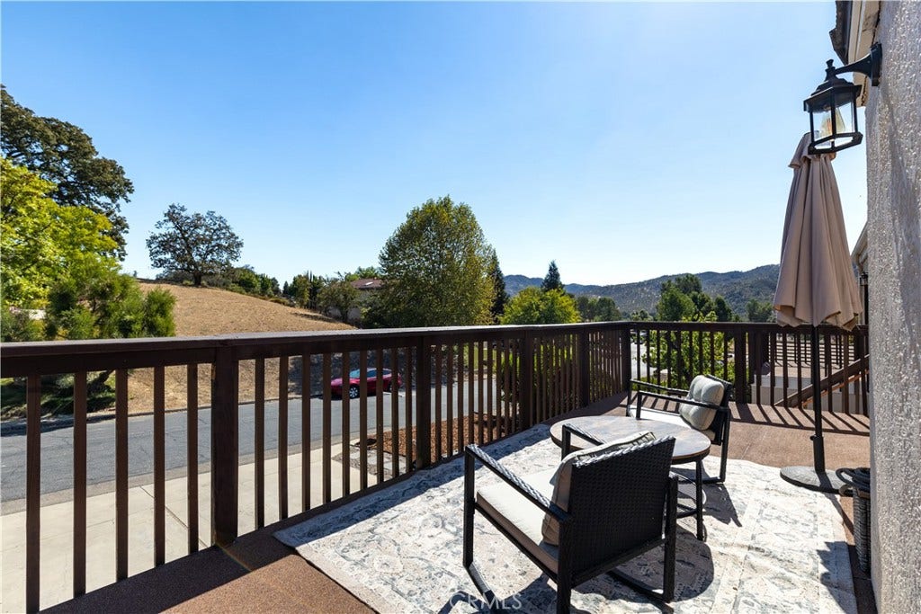 4621 Ibis, Paso Robles, CA 93446 Deck off Main bedroom