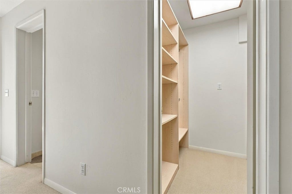 Additional LL Primary closet