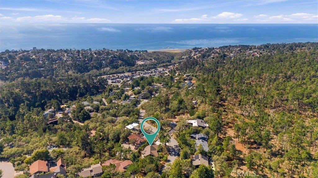 1086 Hillcrest, Cambria, CA 93428