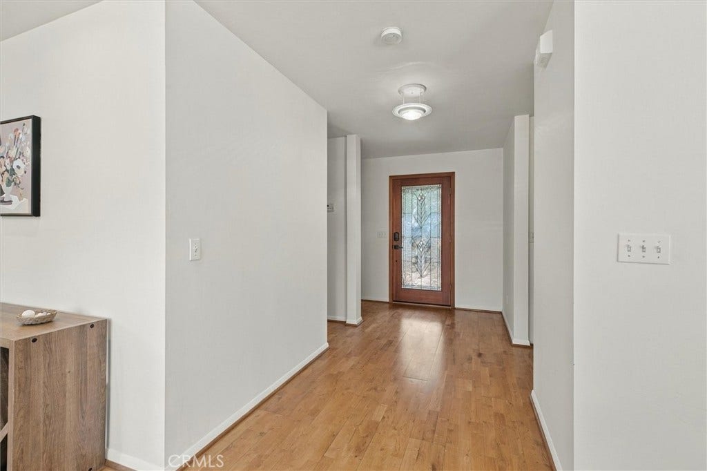 Main floor Entry