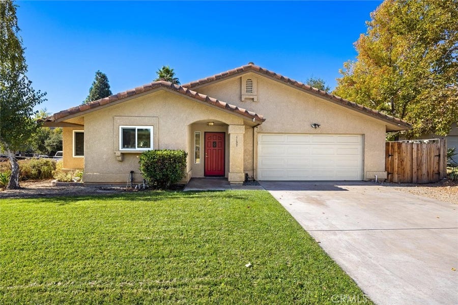 Property photo for 1137 Woodhaven Court, Paso Robles, CA