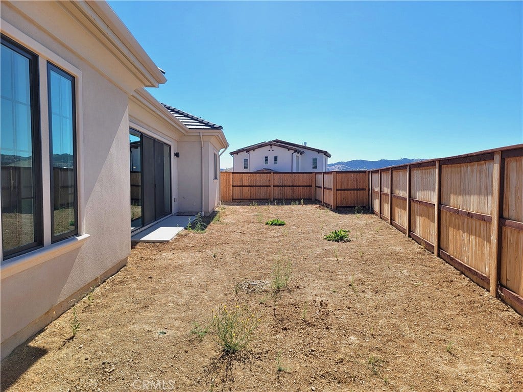 3557 Palazzo Lane, Paso Robles, CA 93446 3557 Palazzo Lane, Paso Robles, CA 93446