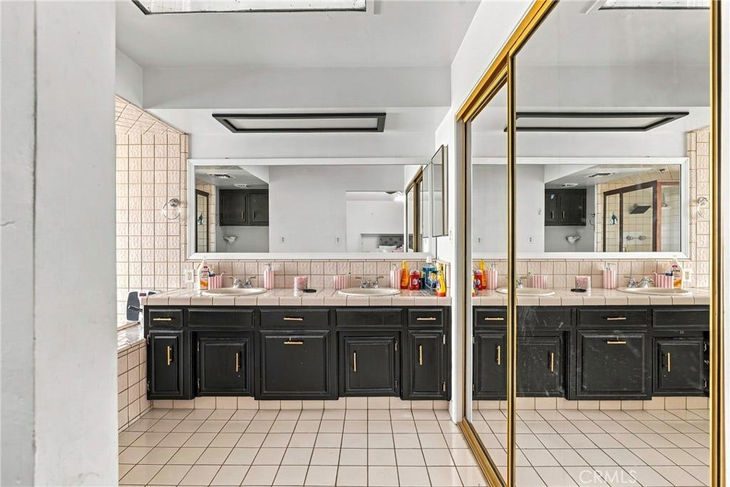7412 Olive Drive, Bakersfield, CA 93308 7412 Olive Drive, Bakersfield, CA 93308
