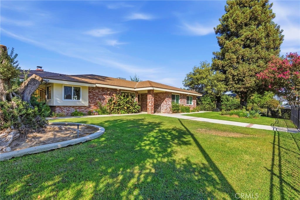 7412 Olive Drive, Bakersfield, CA 93308 7412 Olive Drive, Bakersfield, CA 93308