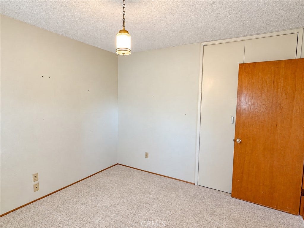 2304 Otto Lane, Bakersfield, CA 93308 2304 Otto Lane, Bakersfield, CA 93308