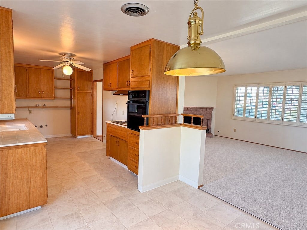 2304 Otto Lane, Bakersfield, CA 93308 2304 Otto Lane, Bakersfield, CA 93308