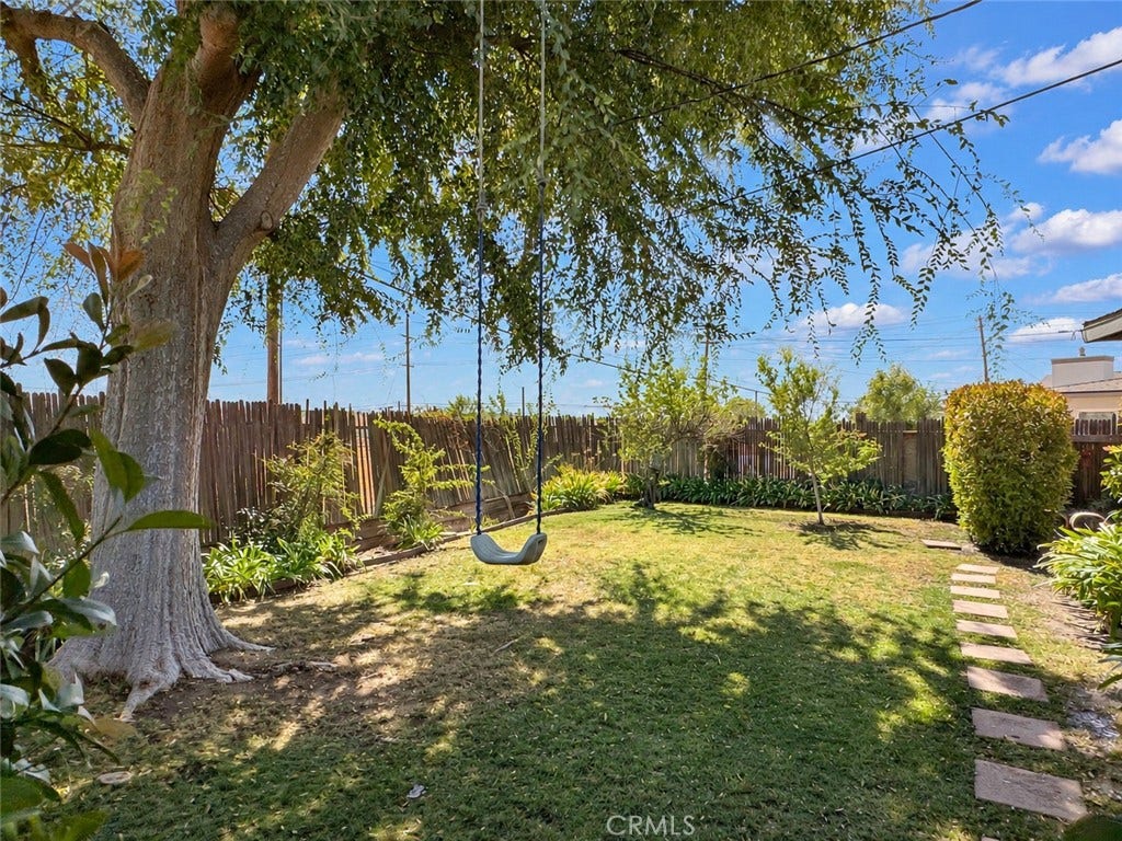 2304 Otto Lane, Bakersfield, CA 93308 2304 Otto Lane, Bakersfield, CA 93308