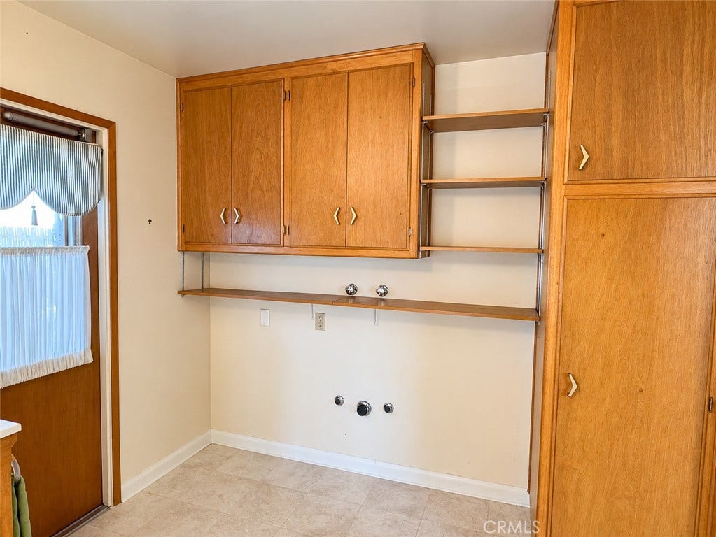 2304 Otto Lane, Bakersfield, CA 93308 2304 Otto Lane, Bakersfield, CA 93308
