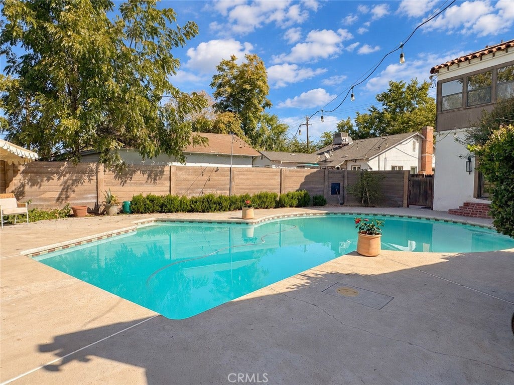 159 A Street, Bakersfield, CA 93304 159 A Street, Bakersfield, CA 93304