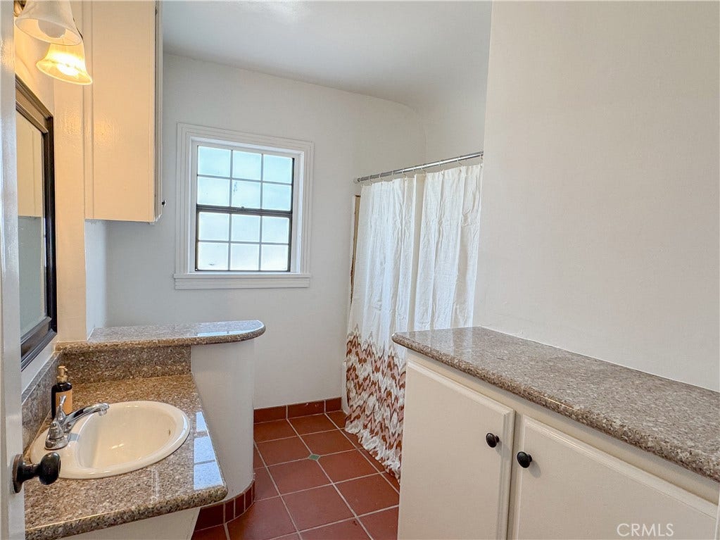 159 A Street, Bakersfield, CA 93304 159 A Street, Bakersfield, CA 93304