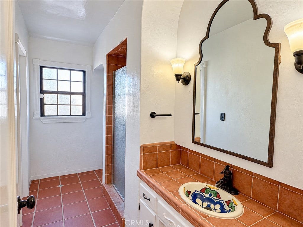 159 A Street, Bakersfield, CA 93304 159 A Street, Bakersfield, CA 93304