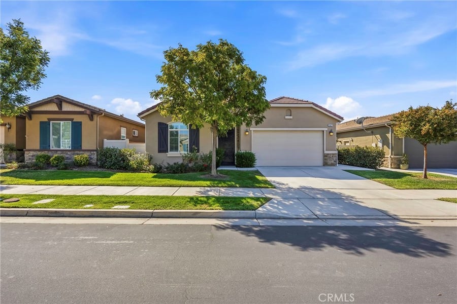 Property photo for 10017 Francois Lane, Bakersfield, CA
