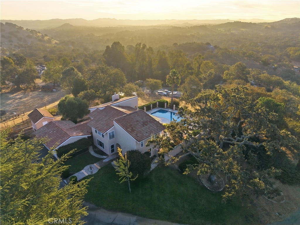 10080 Andrita, Atascadero, CA 93422