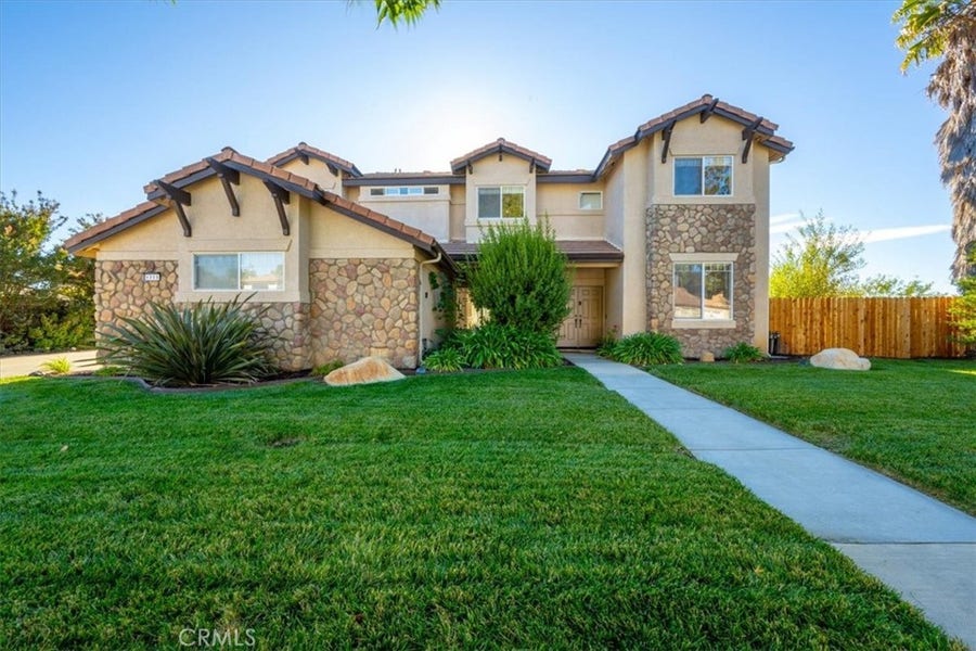 Property photo for 1711 Skyview Drive, Paso Robles, CA