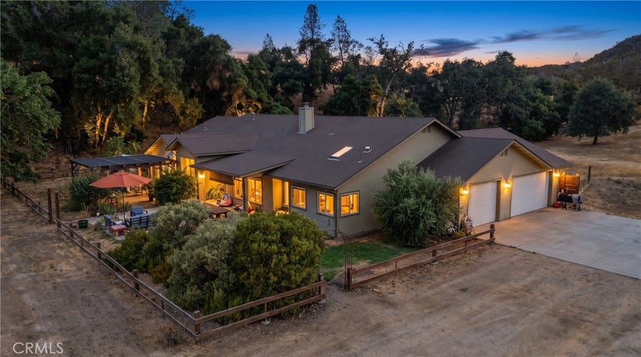 Property photo for 1575 Parkhill Road, Santa Margarita, CA