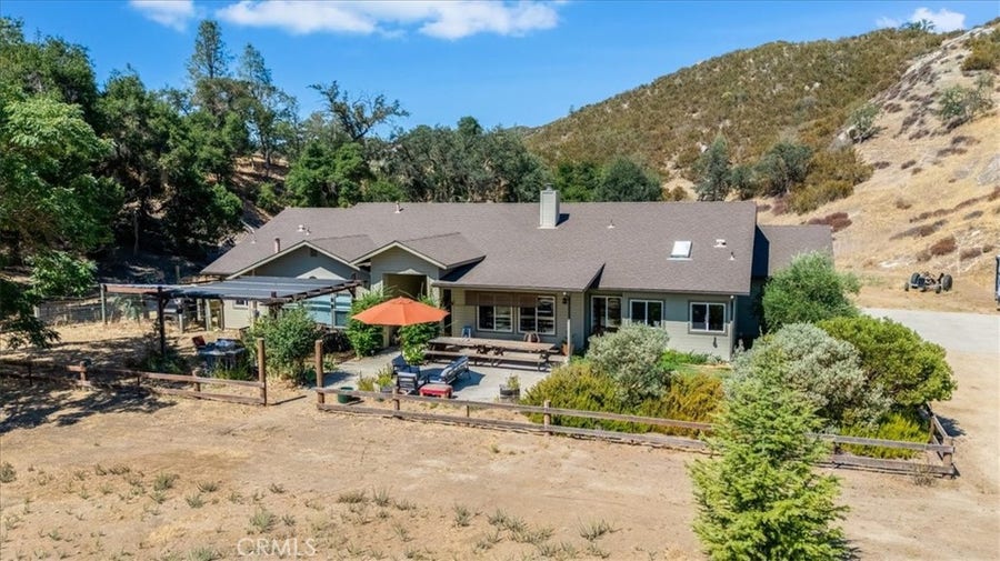 Property photo for 1575 Parkhill Road, Santa Margarita, CA