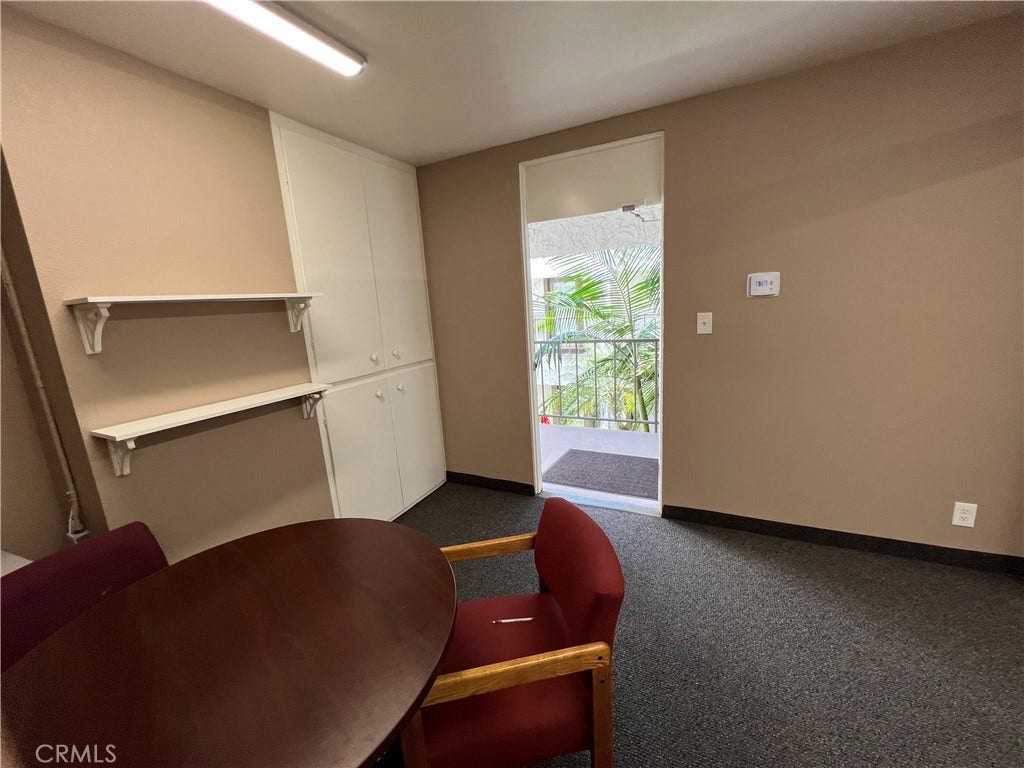 25201 La Paz Road, #203A, Laguna Hills, CA 92653 25201 La Paz Road, #203A, Laguna Hills, CA 92653